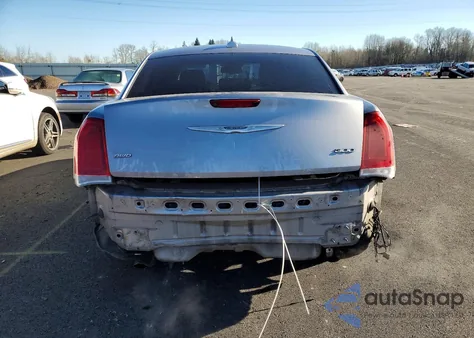 2017 Chrysler 300 Limited z USA, uszkodzony, nr VIN 2C3CCARG9HH597087